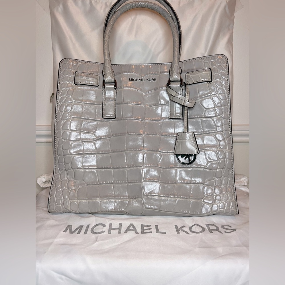 Michael Kors Dillan Embossed Tote- Ash Grey